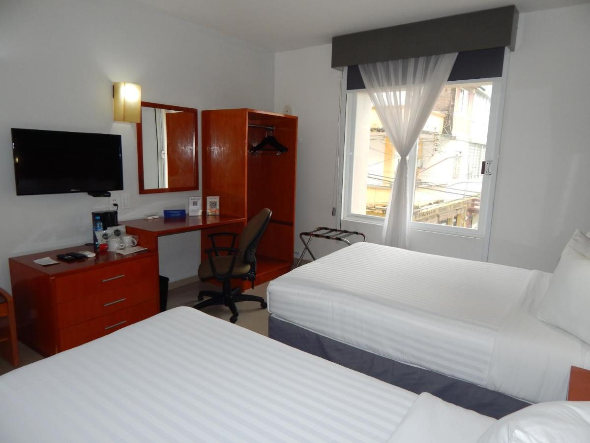Hotel Gran Minatitlan Plaza Buitenkant foto