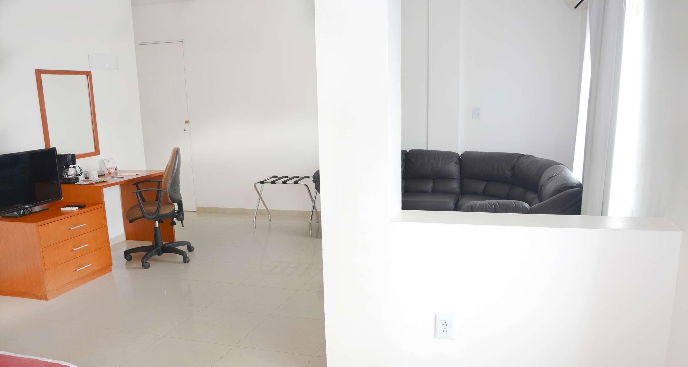 Hotel Gran Minatitlan Plaza Buitenkant foto