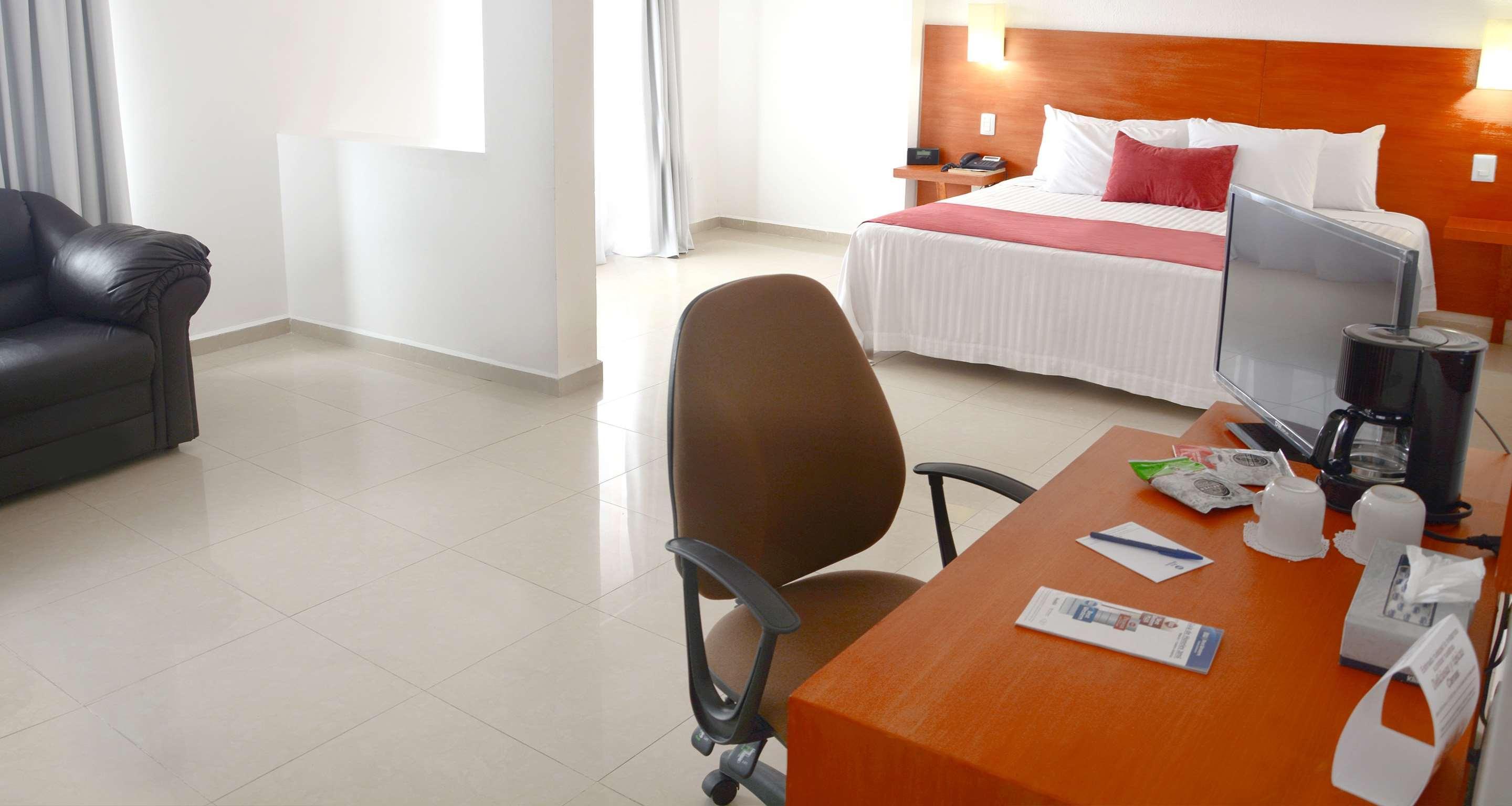 Hotel Gran Minatitlan Plaza Buitenkant foto