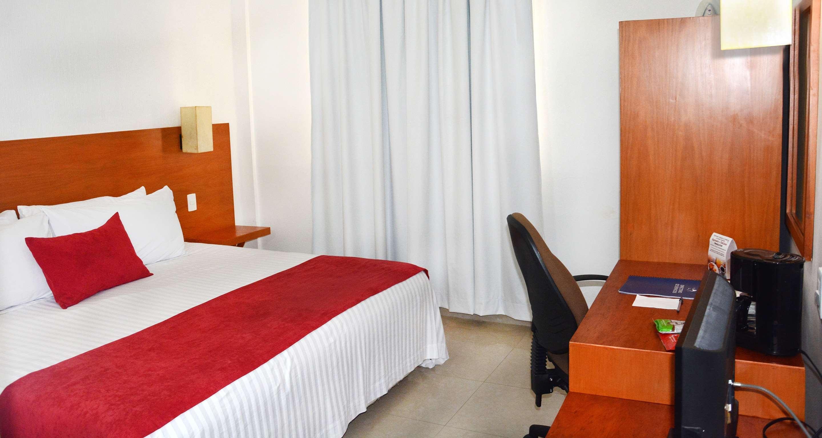Hotel Gran Minatitlan Plaza Buitenkant foto